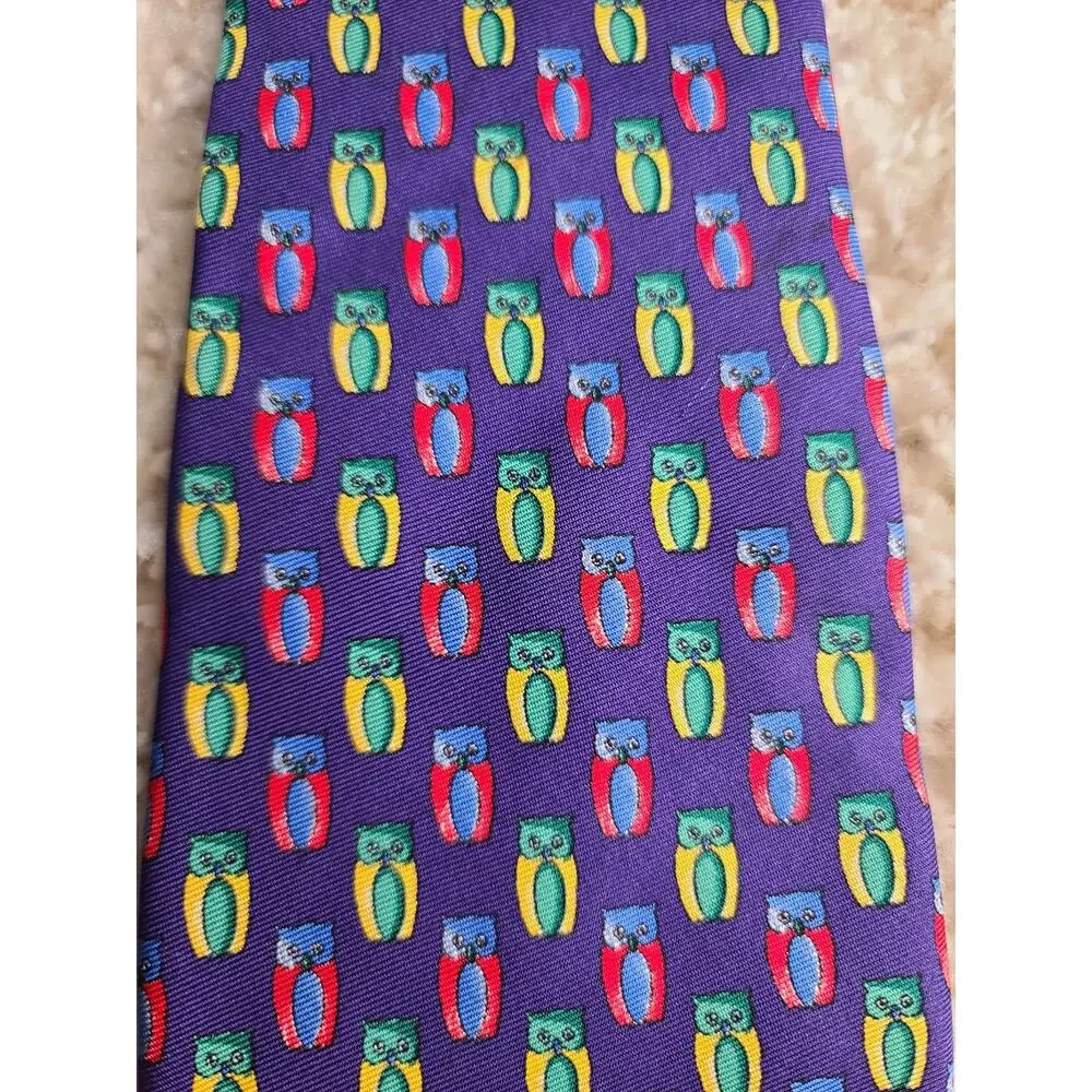 Jos A Bank purple green abstract owl silk tie - 57